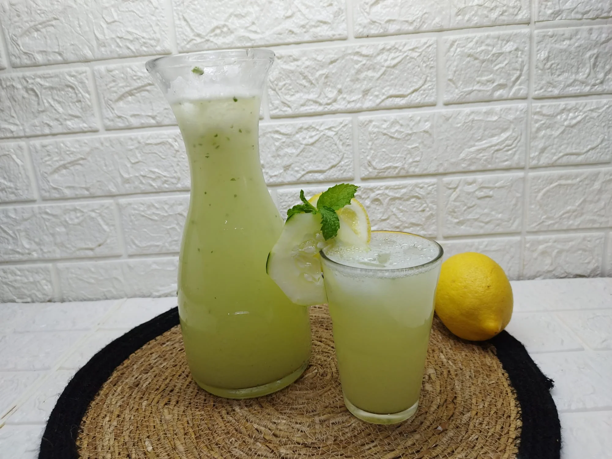 Limonada de Pepino e Hortelã