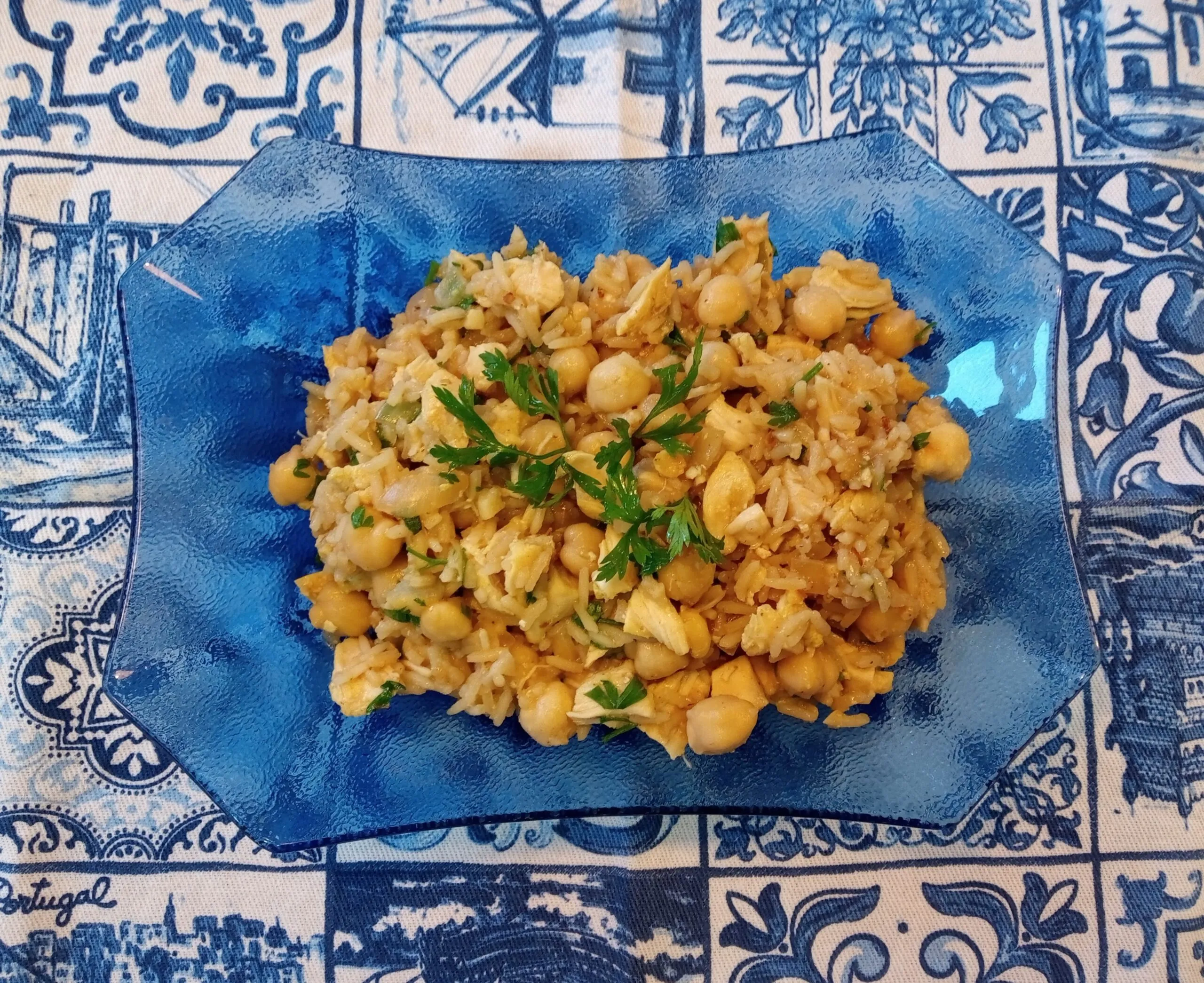 Arroz com grão-de-bico e frango Arroz com grão-de-bico e frango