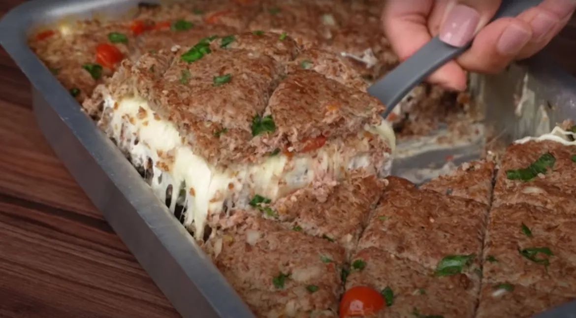 Kibe de forno recheado Kibe de forno recheado
