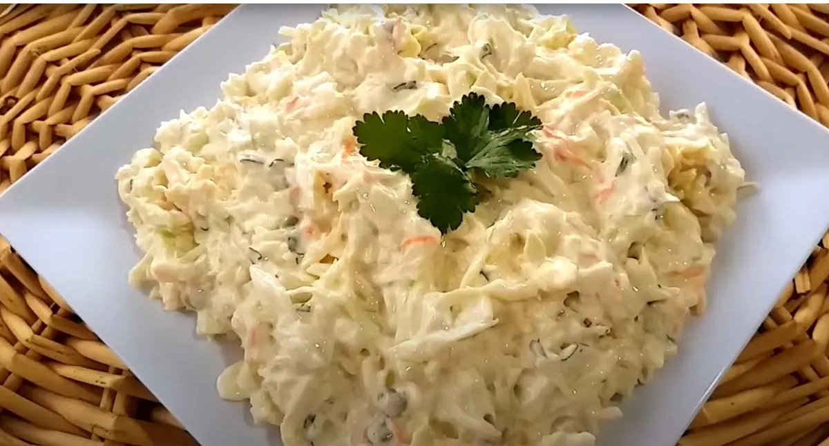 Salada de repolho cremosa Salada de repolho cremosa