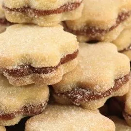 Biscoitos recheados que derretem na boca