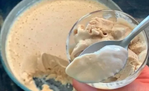 Sobremesa de banana velha com 3 ingredientes Sobremesa de banana velha com 3 ingredientes