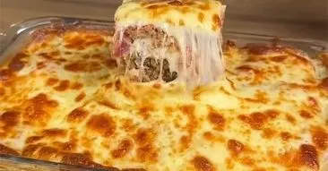 Escondidão de Carne Moída e Queijo