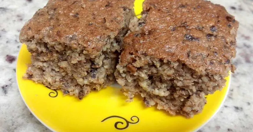 Bolo de banana com aveia sem farinha branca